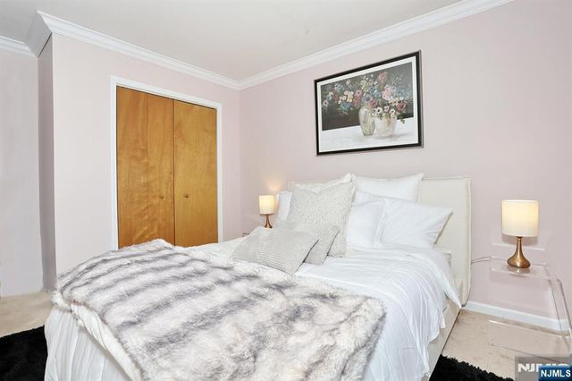 173 Willowdale Avenue, Montclair, NJ 07042