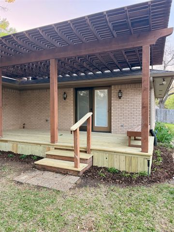 1202 RED OAK, Ennis, TX 75119