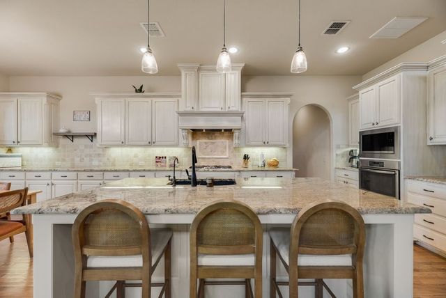 7458 Rose Garden Boulevard, Frisco, TX 75035