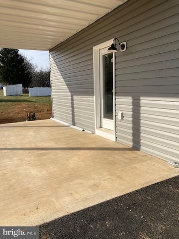 711 SNAPP STREET, Martinsburg, WV 25401