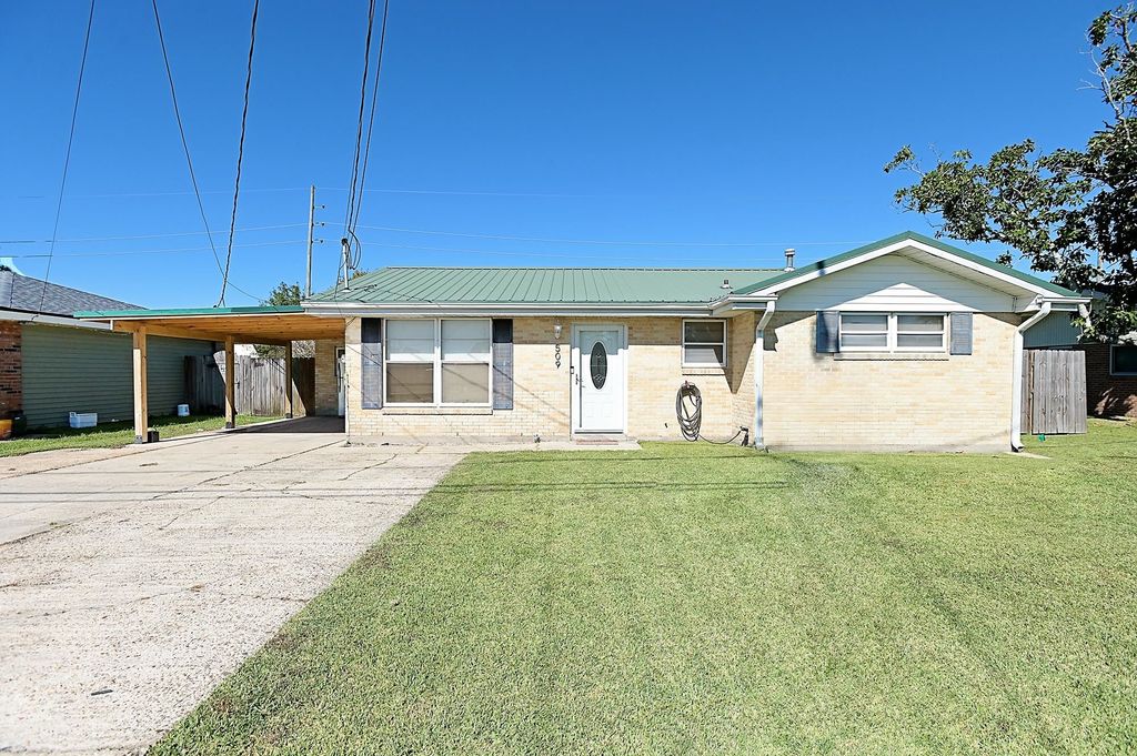 509 Highland Dr, Houma, LA 70364