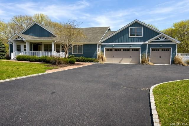 117 Hedges Avenue, East Patchogue, NY 11772