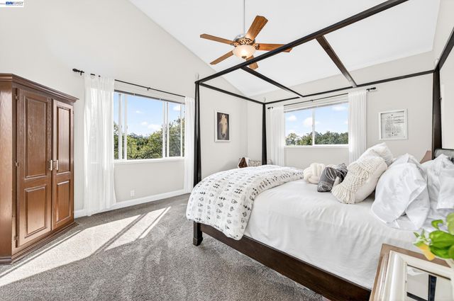 10700 Foothill Rd, Sunol, CA 94586