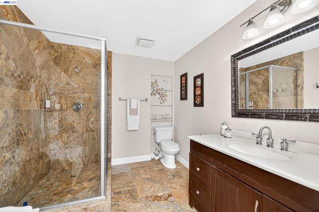 10700 Foothill Rd, Sunol, CA 94586