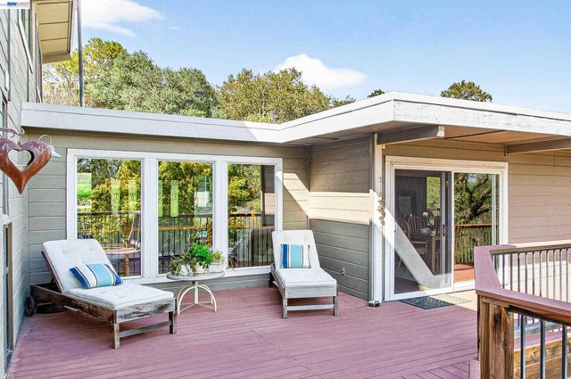 10700 Foothill Rd, Sunol, CA 94586