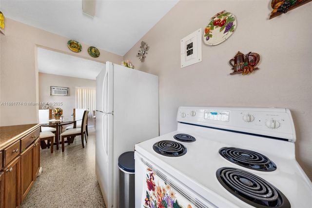 4831 W Flagler St, Miami, FL 33134