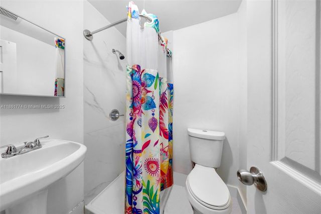 4831 W Flagler St, Miami, FL 33134