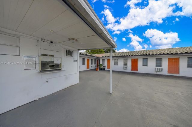 4831 W Flagler St, Miami, FL 33134