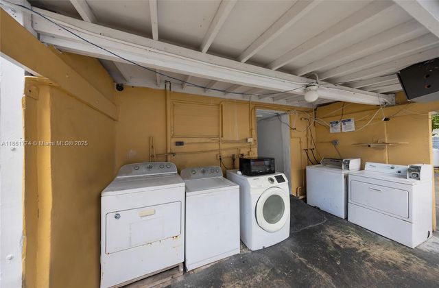 4831 W Flagler St, Miami, FL 33134