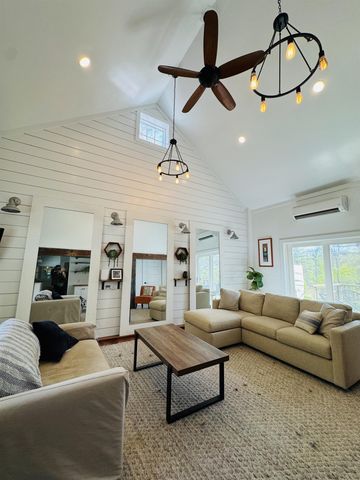 1396 Pond Road, Hinesburg, VT 05461
