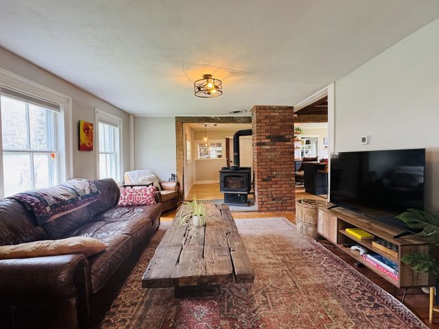 1396 Pond Road, Hinesburg, VT 05461
