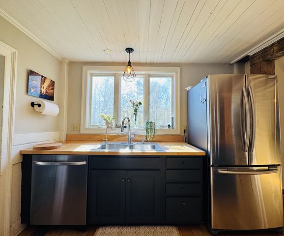 1396 Pond Road, Hinesburg, VT 05461