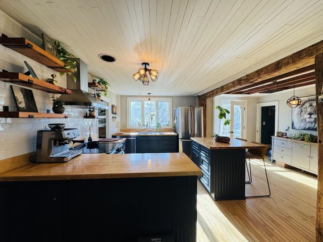 1396 Pond Road, Hinesburg, VT 05461