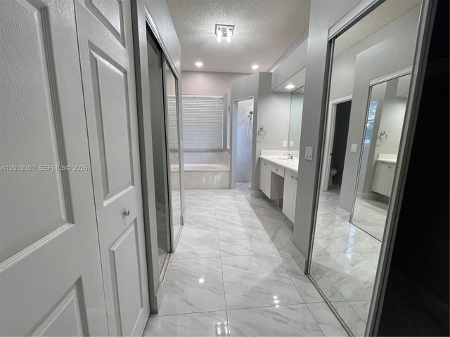 5263 SW 34th Way 5263, Hollywood, FL 33312