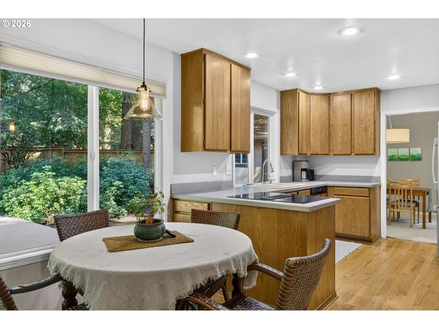 18761 INDIAN CREEK Way, Lake Oswego, OR 97035