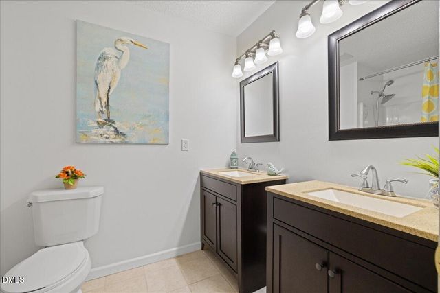 105 Hornholly Way, Holly Springs, NC 27540