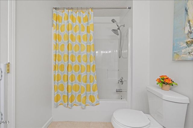 105 Hornholly Way, Holly Springs, NC 27540