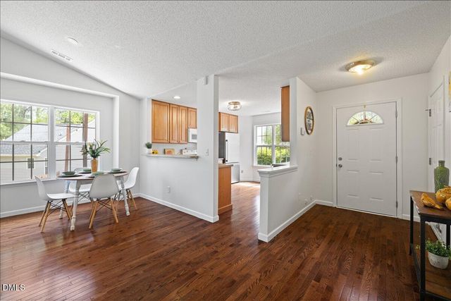 105 Hornholly Way, Holly Springs, NC 27540