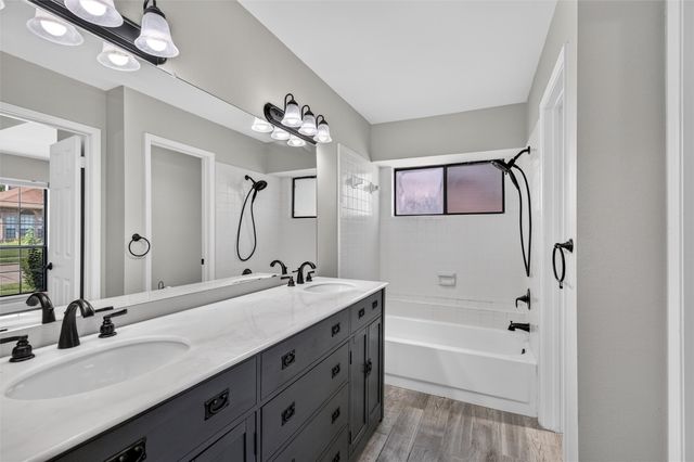 978 Downey Drive, Lewisville, TX 75067