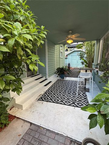 27 NE 49th St, Miami, FL 33137