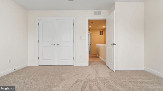 9824 FIELDS RD, Gaithersburg, MD 20878