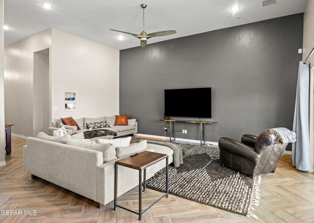 6281 TAMPA RIVER Place, El Paso, TX 79932