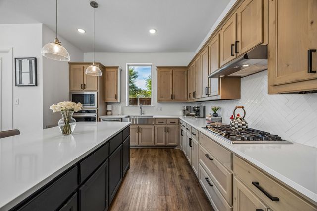 1133 Queensdown Way, Forney, TX 75126