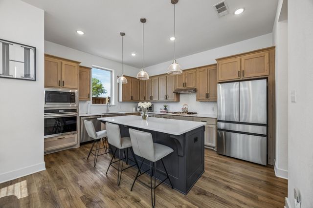 1133 Queensdown Way, Forney, TX 75126