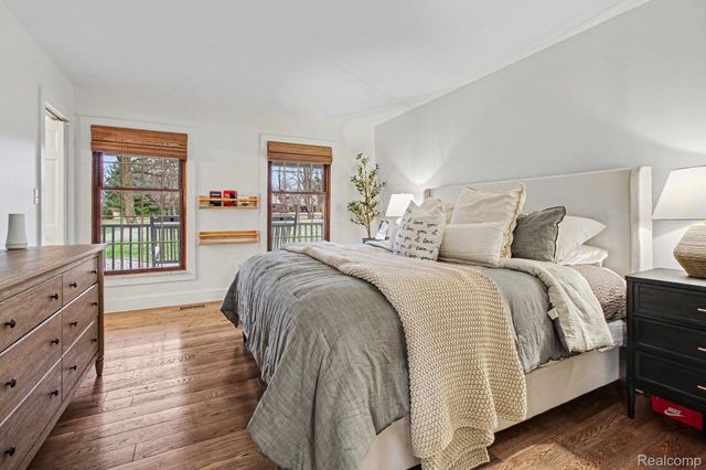 6419 Appleridge Road, Salem Township, MI 48170