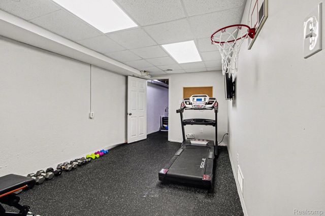6419 Appleridge Road, Salem Township, MI 48170