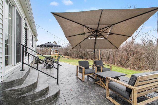 6419 Appleridge Road, Salem Township, MI 48170