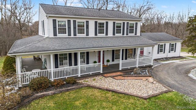 6419 Appleridge Road, Salem Township, MI 48170