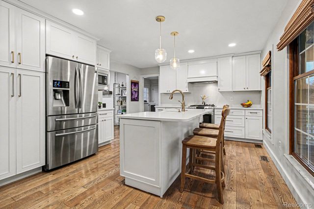 6419 Appleridge Road, Salem Township, MI 48170