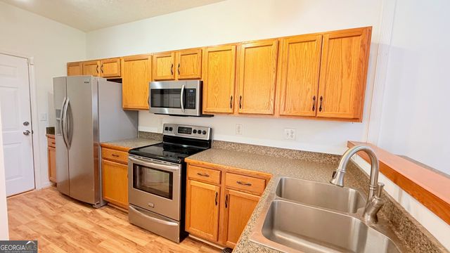 4651 Crawford Oaks Drive, Oakwood, GA 30566