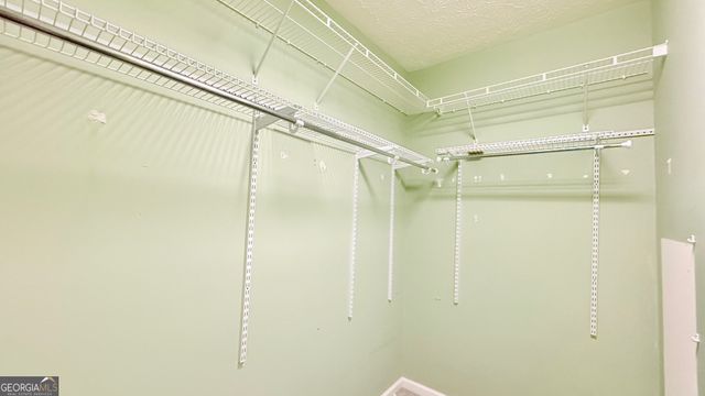 4651 Crawford Oaks Drive, Oakwood, GA 30566