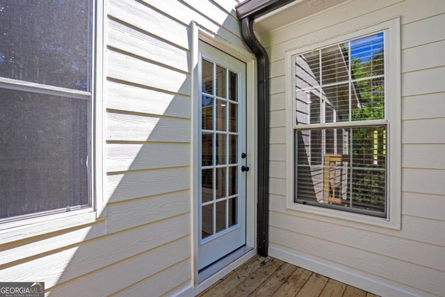 5523 River Valley Way, Flowery Branch, GA 30542