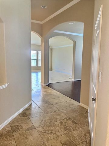 3000 Dusty Chisolm TRL, Pflugerville, TX 78660