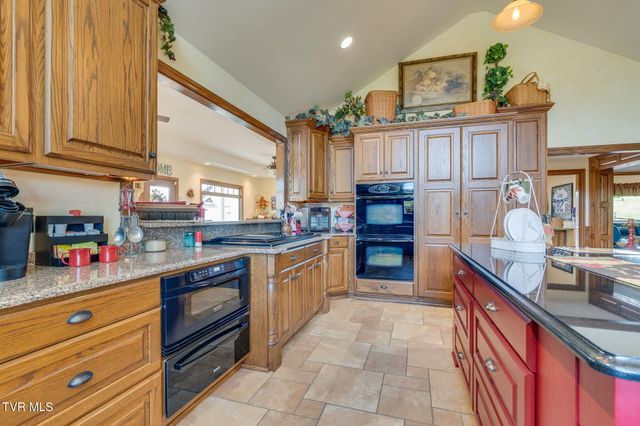 142 Old State Hwy 70, Rogersville, TN 37857