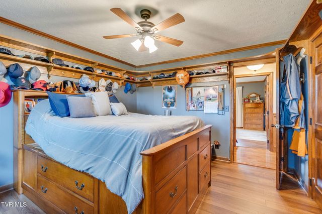 142 Old State Hwy 70, Rogersville, TN 37857