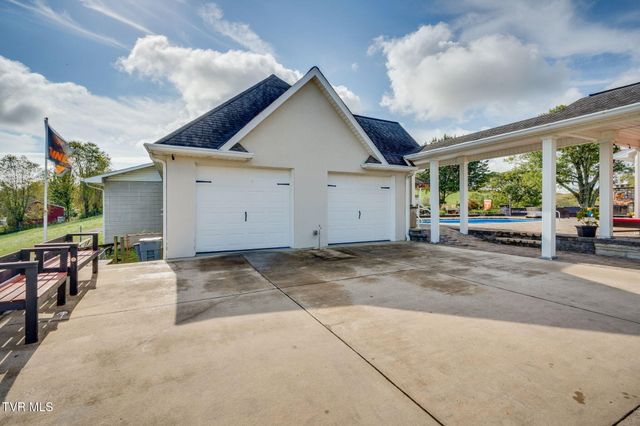 142 Old State Hwy 70, Rogersville, TN 37857