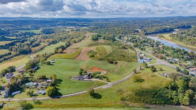 142 Old State Hwy 70, Rogersville, TN 37857