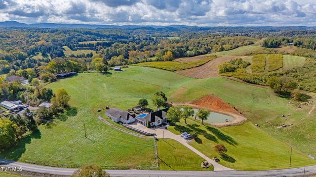 142 Old State Hwy 70, Rogersville, TN 37857