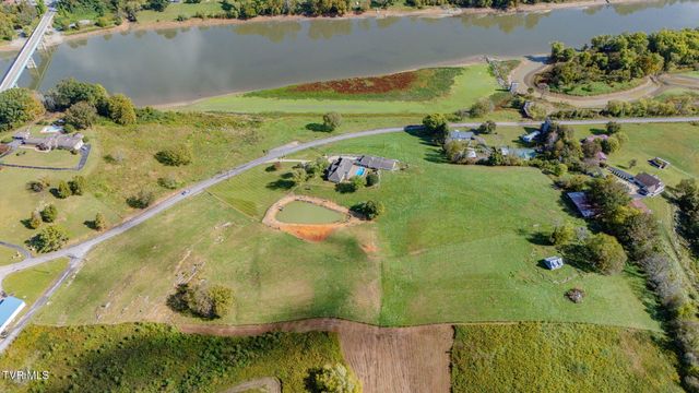 142 Old State Hwy 70, Rogersville, TN 37857