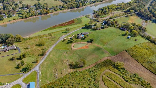 142 Old State Hwy 70, Rogersville, TN 37857