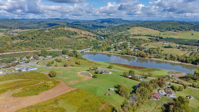 142 Old State Hwy 70, Rogersville, TN 37857