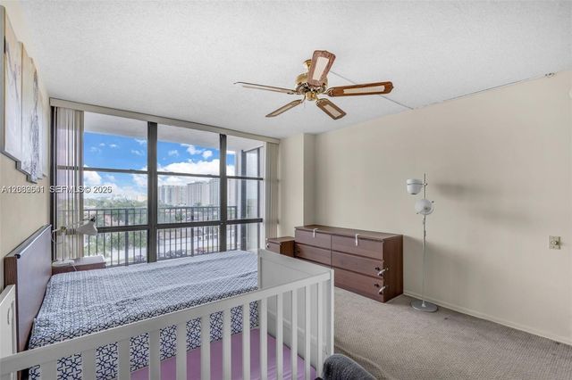 1000 Parkview Dr 715, Hallandale Beach, FL 33009