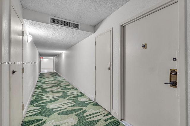 1000 Parkview Dr 715, Hallandale Beach, FL 33009