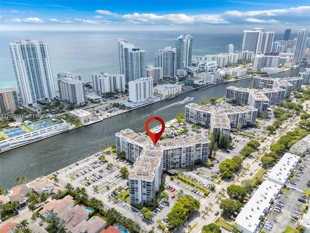 1000 Parkview Dr 715, Hallandale Beach, FL 33009