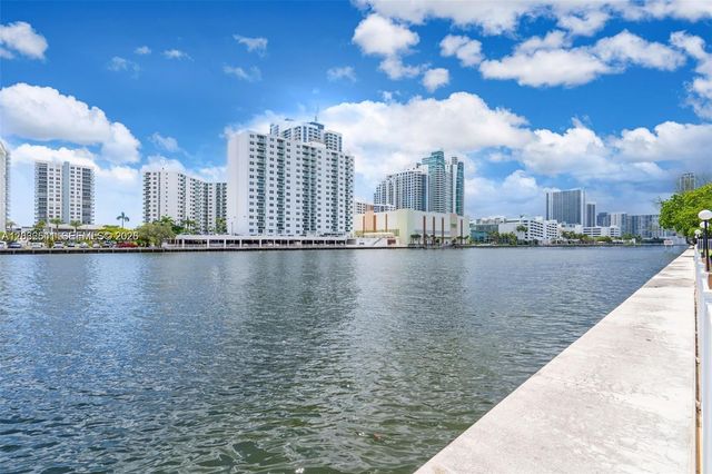 1000 Parkview Dr 715, Hallandale Beach, FL 33009