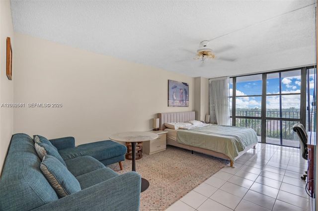 1000 Parkview Dr 715, Hallandale Beach, FL 33009